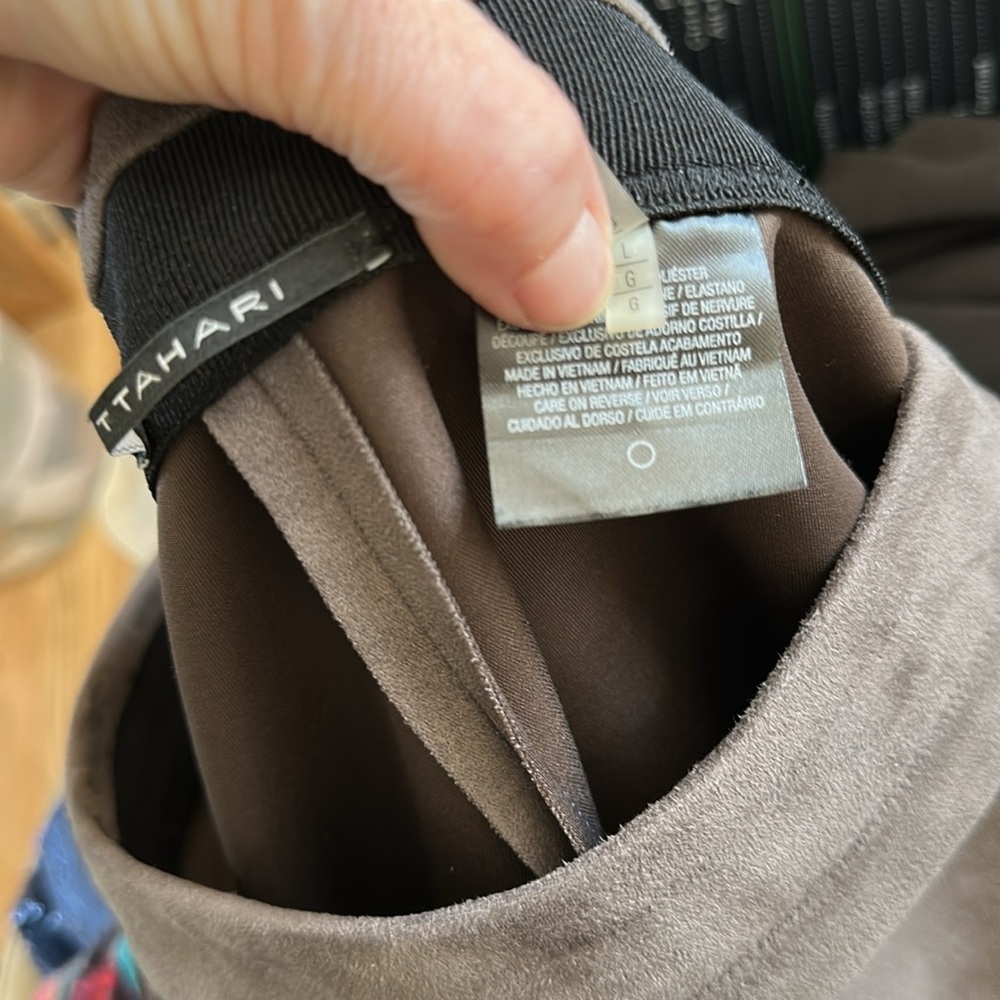T Tahari gray Suede Pants large - Picture 4 of 5